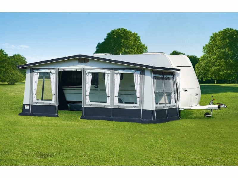 Brand Caravanvoortent Castello 240 1 Brand Caravanvoortent Castello 240
